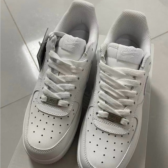 Nike White Athletic Shoes - Picture 3 of 3